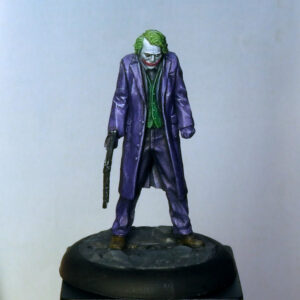 Le Joker Heath Ledger de Knight Models de face